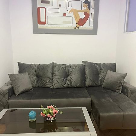 Apartman Obilic Belgrado Esterno foto